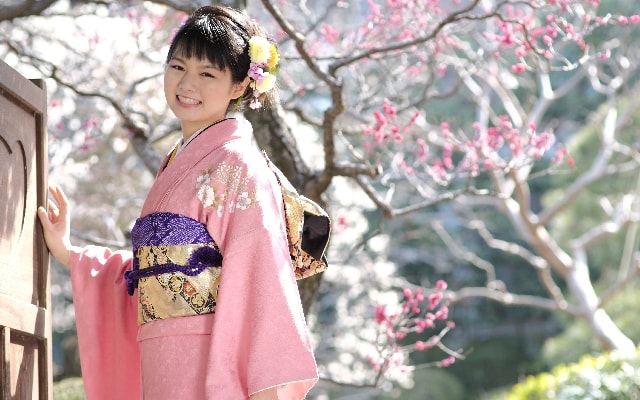 目指せバイリンガル？！「外国語」を習得してスキルも給与もアップ！