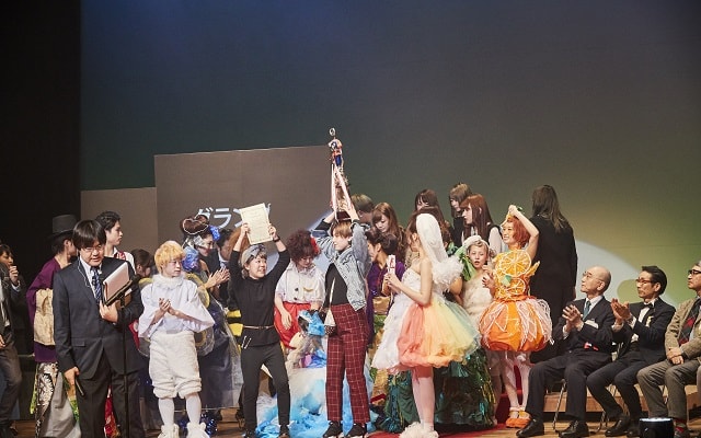 東京マックス美容専門学校