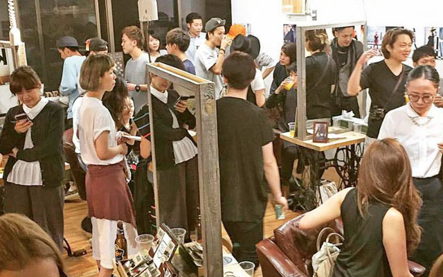 パーティの様子