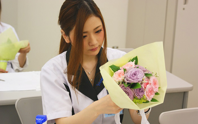 山野美容専門学校