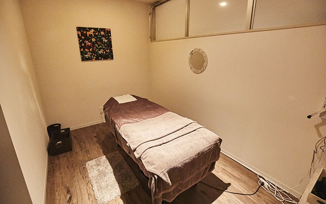 『おふろcafé BIVOUAC』 ＆『aura』