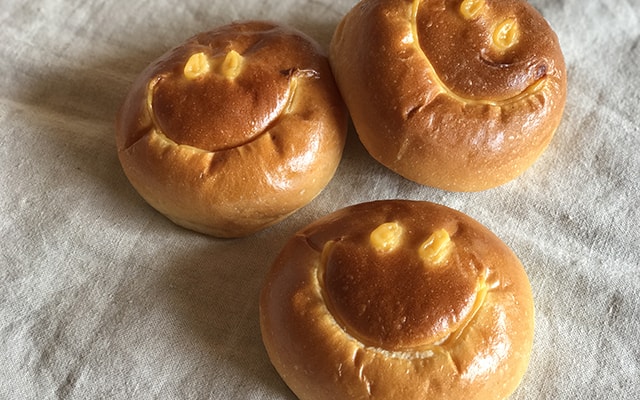 しあわせを呼ぶクリームパン