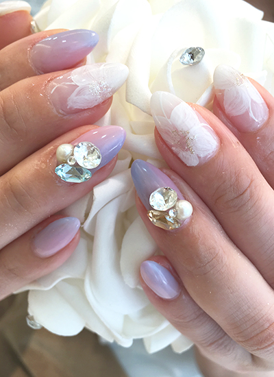 美容業界お店探訪 Recommended Items