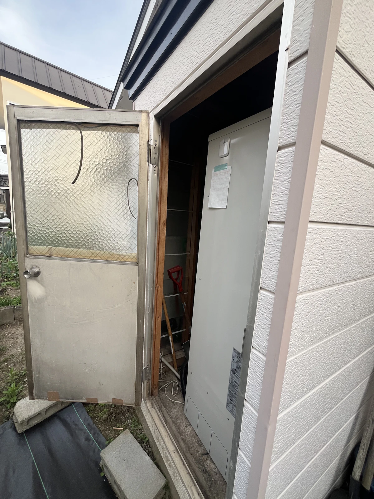 勝手口ドア交換工事【天神町】 施工費用:136,000円(税込)