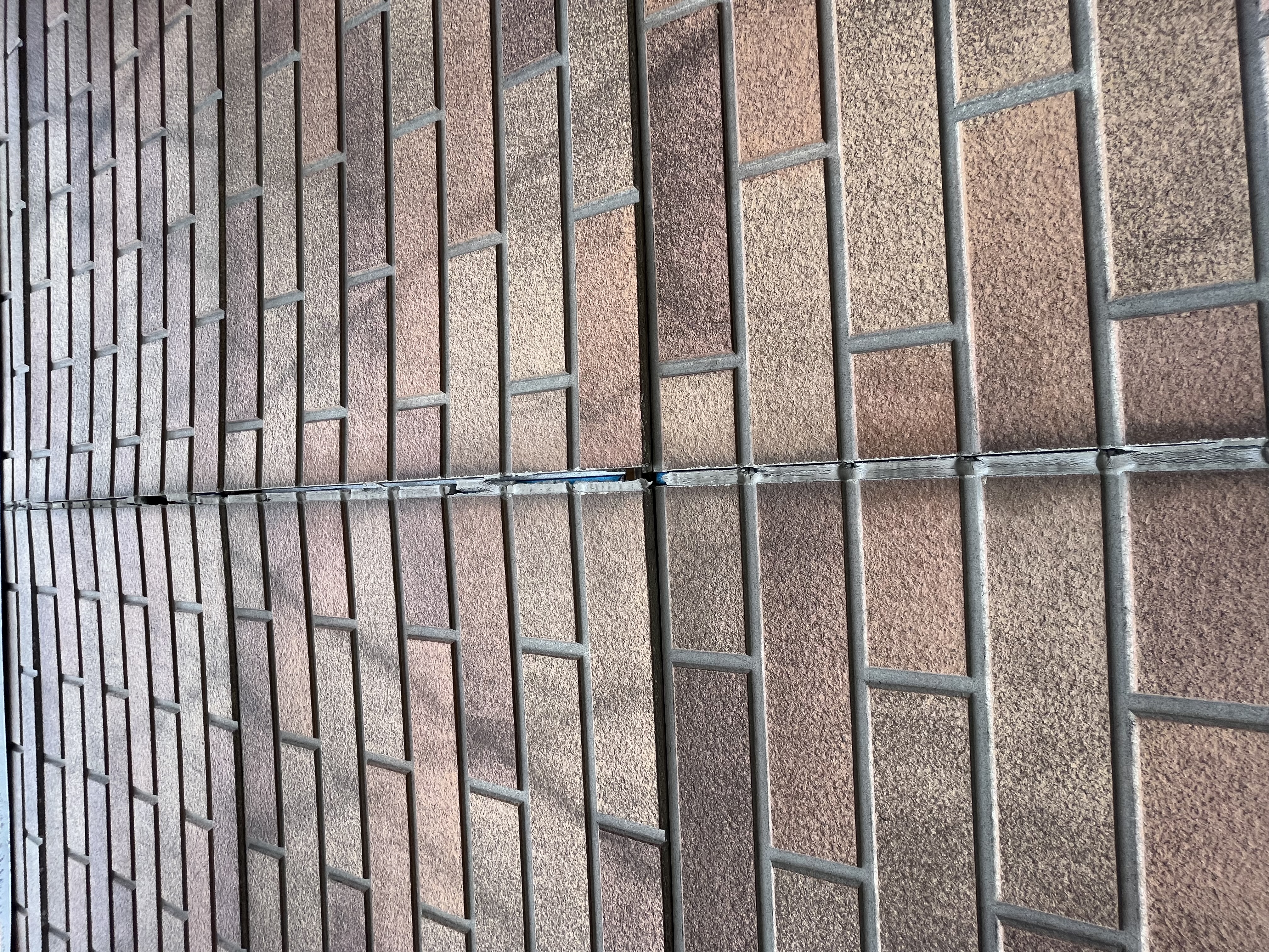 塗装では直らない外壁を張り替えで改善（税込み480万円）│会津若松市