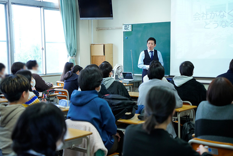 竹内 直樹社長が東京大学教育学部附属中等教育学校(東京都)で出前授業！ 「企業と企業をつなぐM&Aって何？」 - [MA COLORS（エムエー  カラーズ）] 日本M&Aセンターグループ