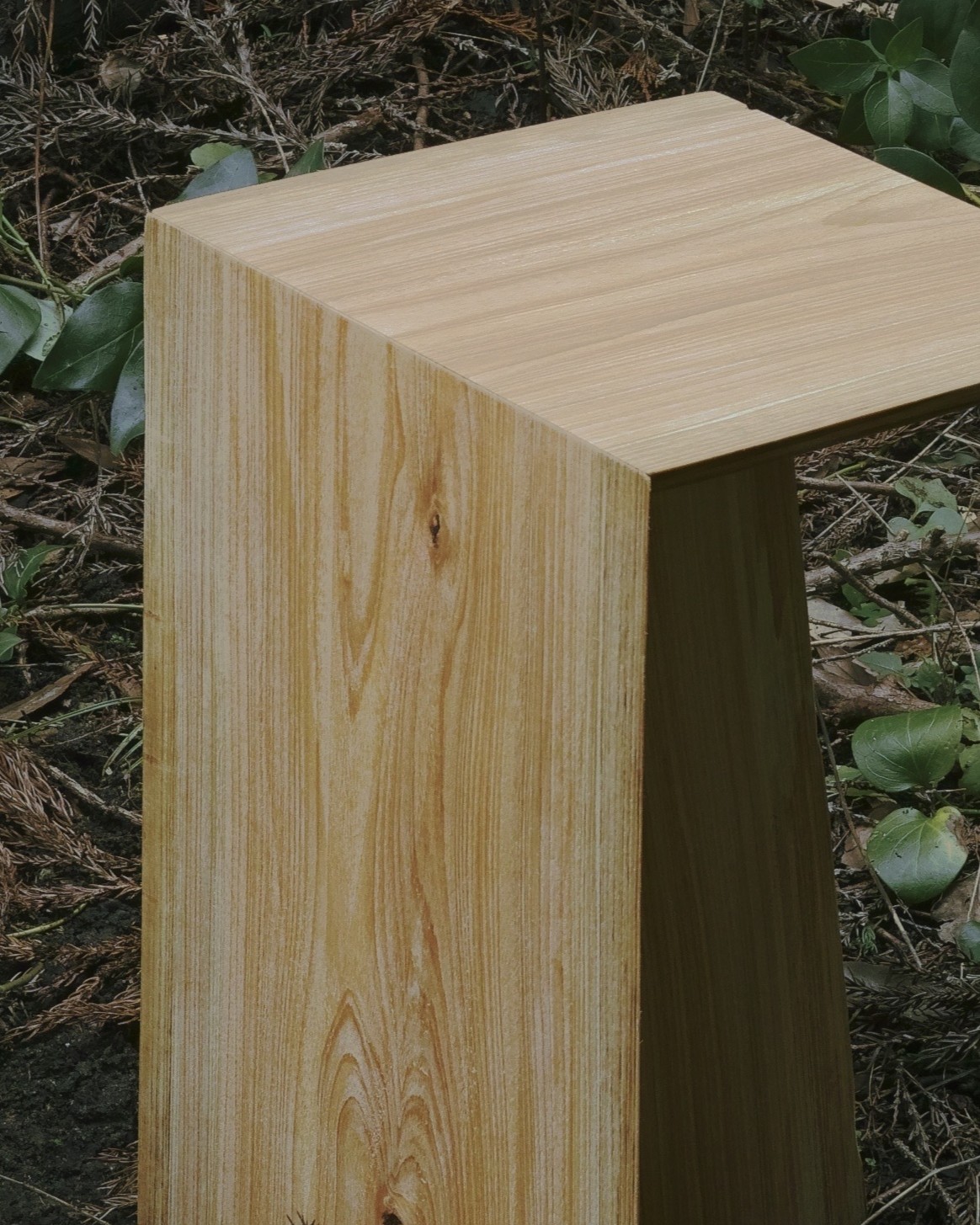 NEMAGARI stool 01 — photo 3