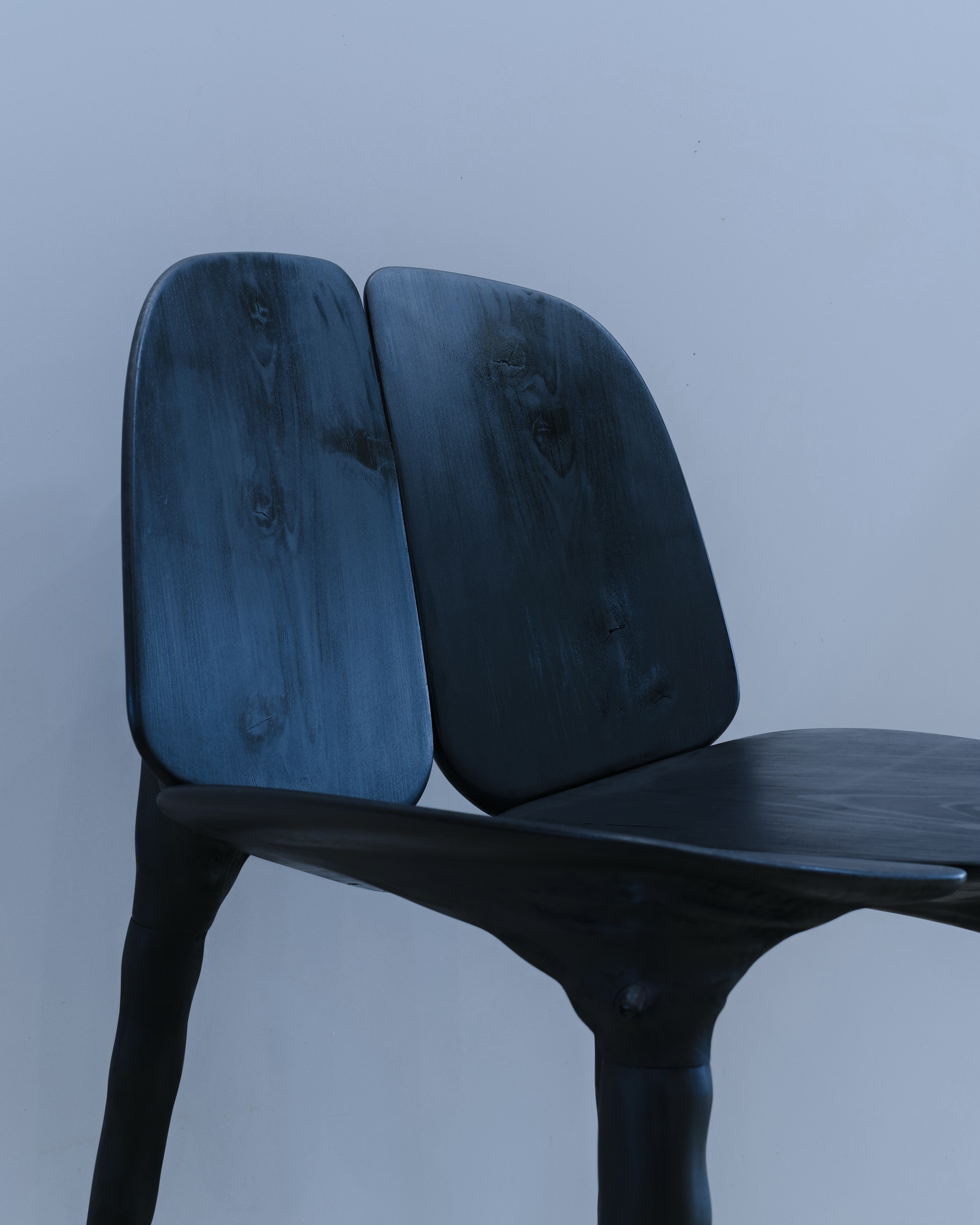 UNENE chair