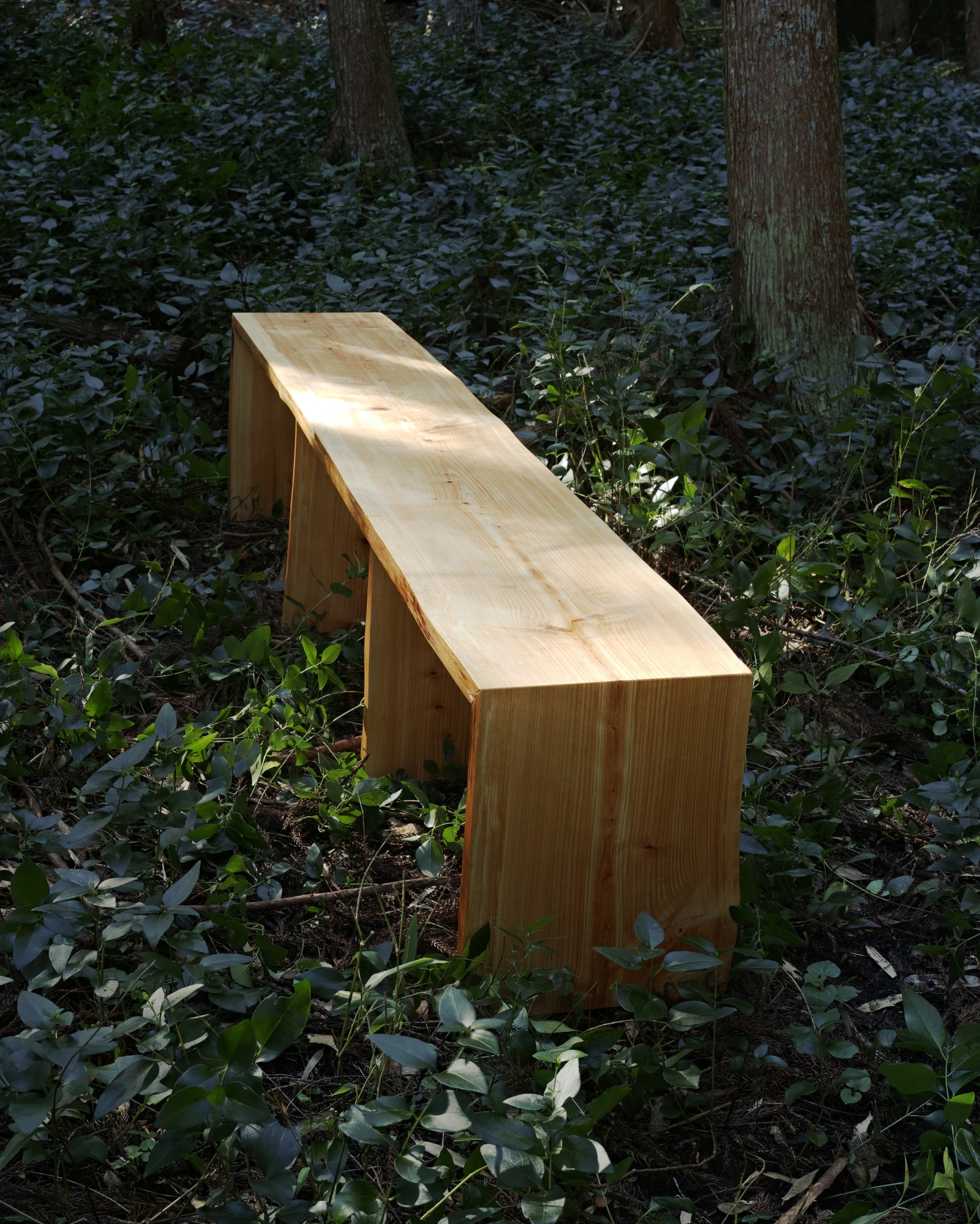 NEMAGARI bench