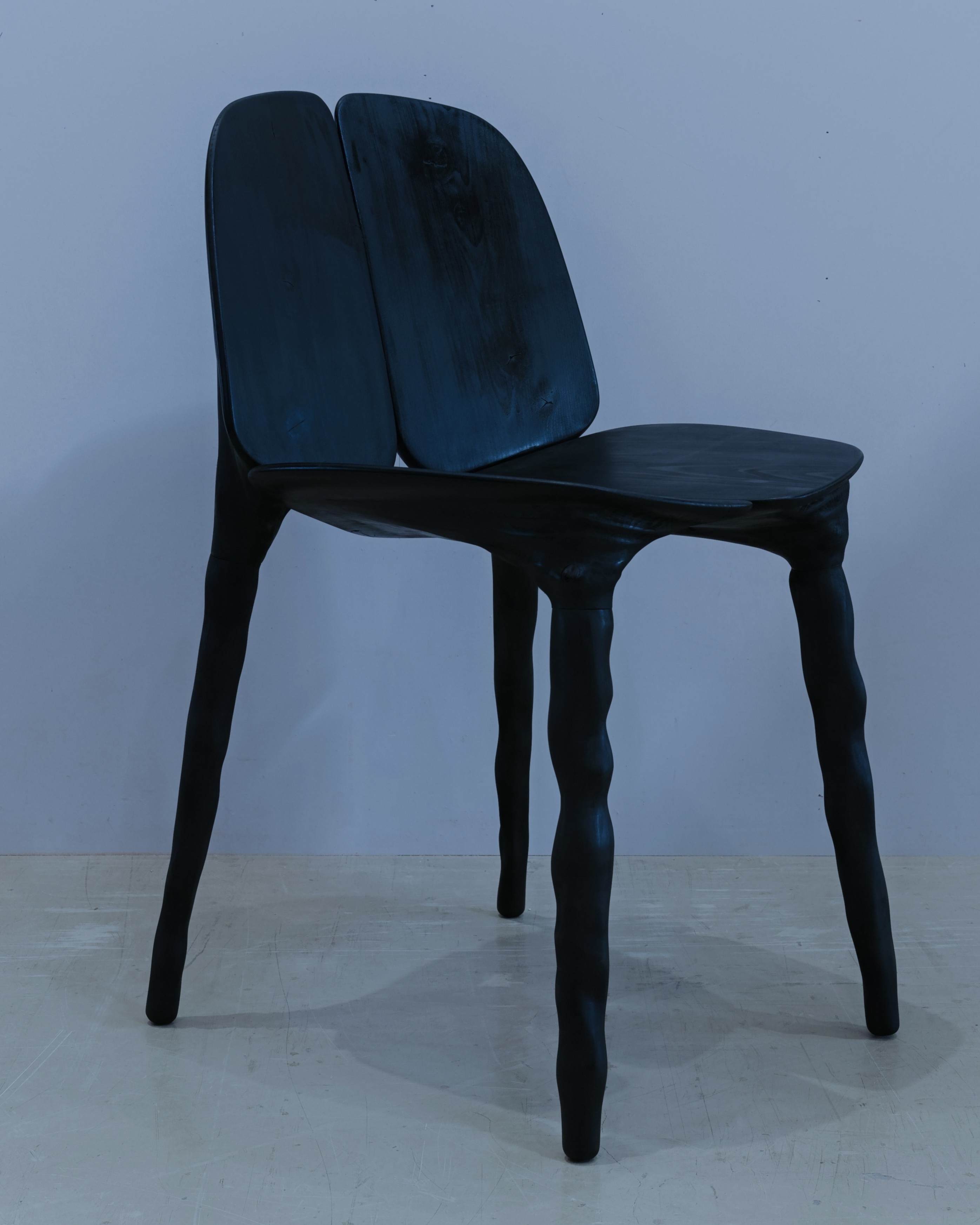 UNENE chair — photo 1