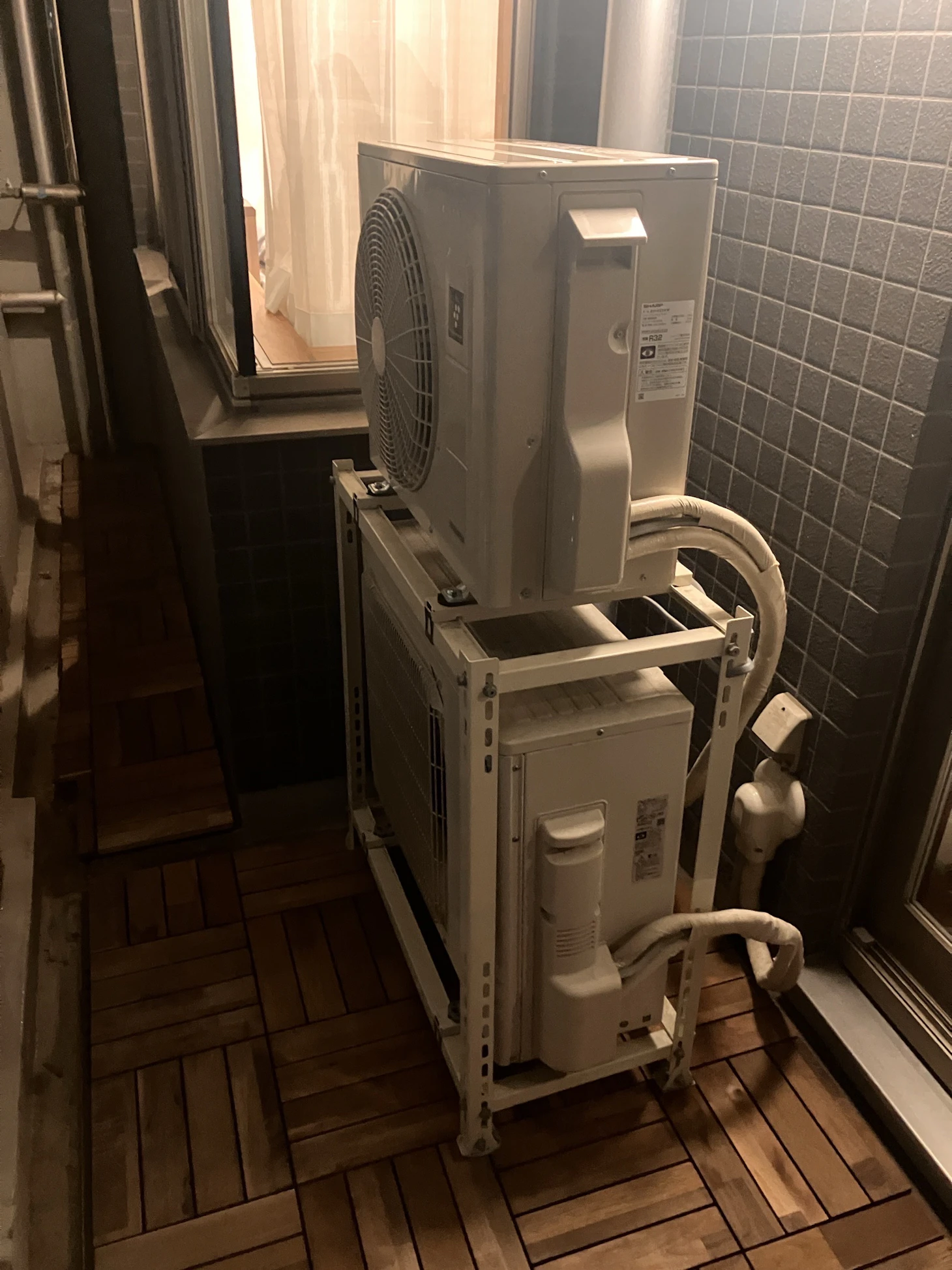 【施工事例】東京都世田谷区でエアコンの水漏れ修理｜室内機から水が垂れてくるトラブルに対応しました！