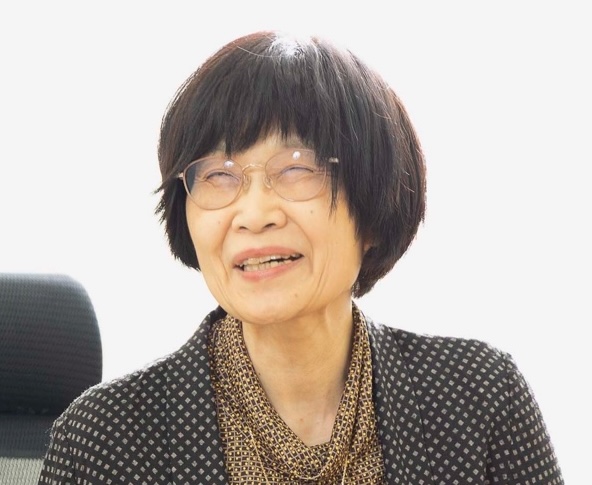 相澤 彰子（あいざわ・あきこ）