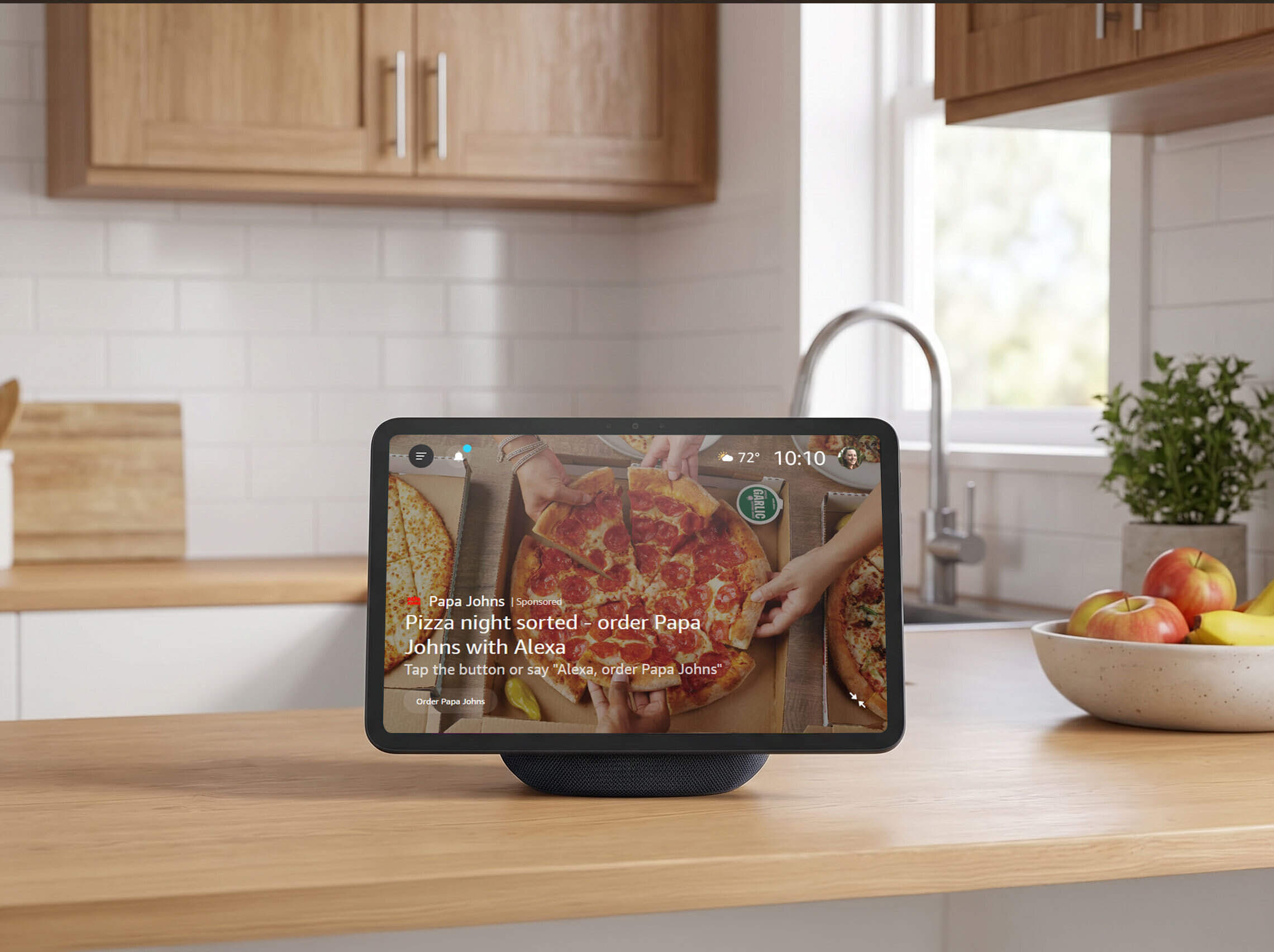 Alexa+との会話でPapa Johnsのピザ注文を進める公式発表内の例
