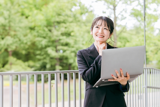 考える人の写真