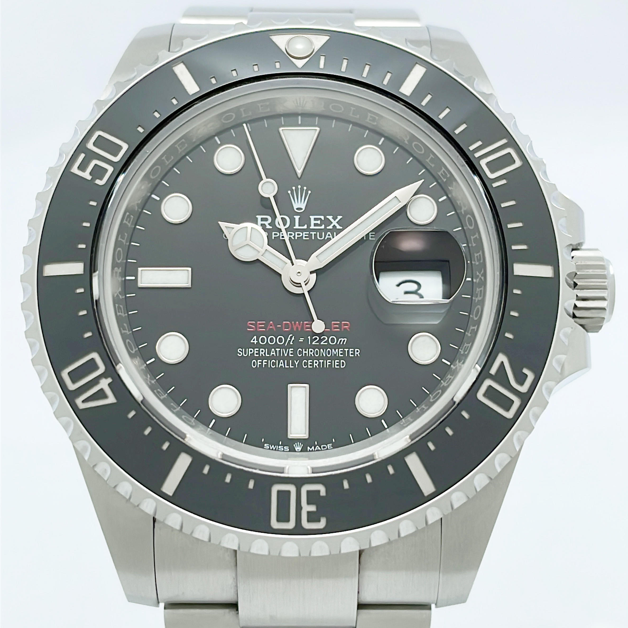 ⌚入荷！ほぼ新品 ROLEX 小売 サブマリーナ 124060【rolex高価買取＆販売！アールワン田川店】