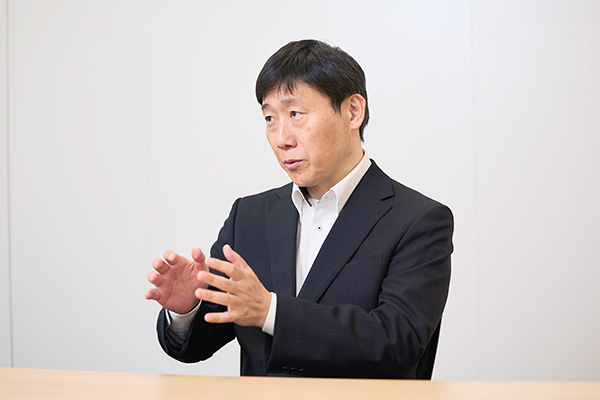 NTTセキュリティ・ジャパン株式会社 プロフェッショナルサービス部 担当課長 真鍋 太郎