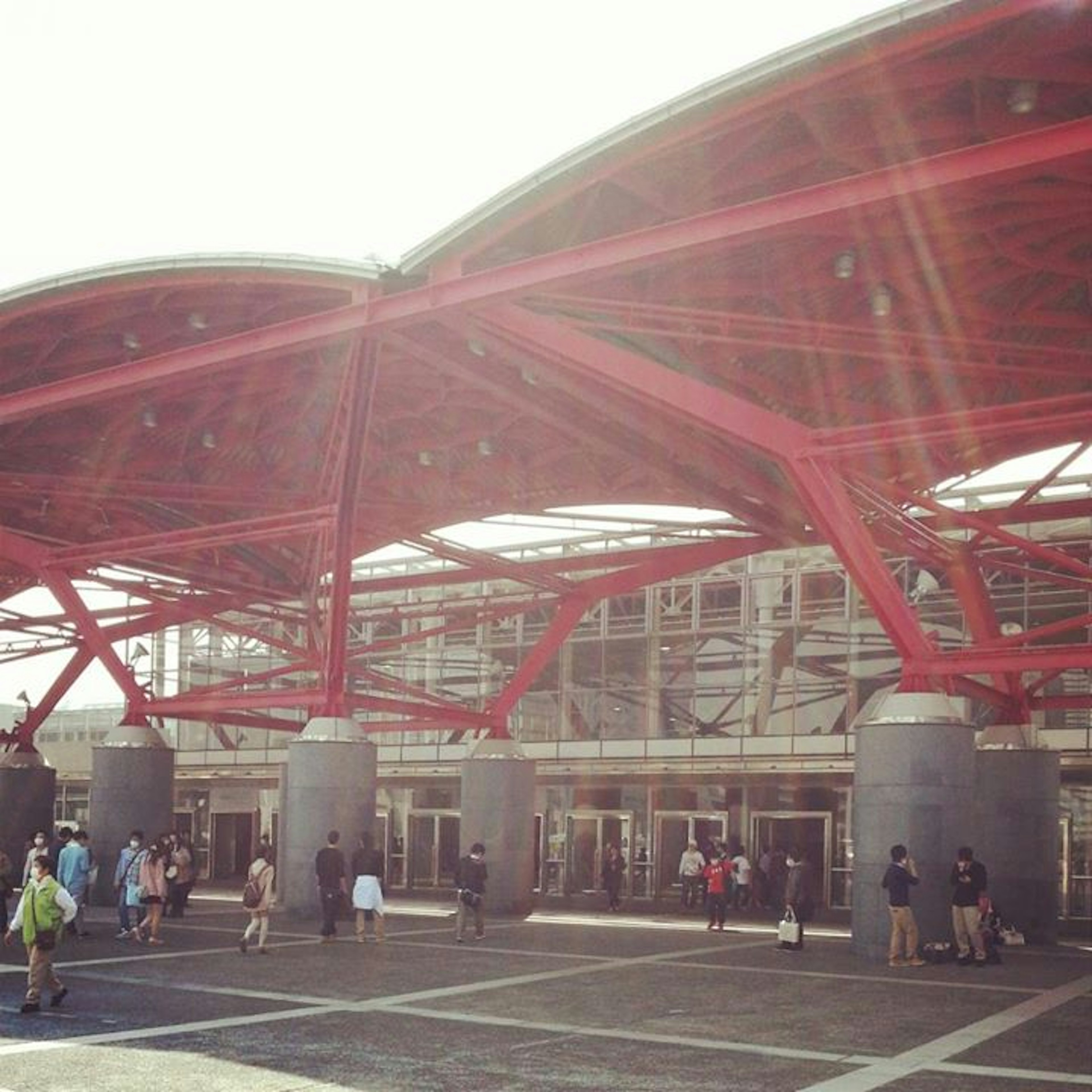 320110_573212462698329_1224207420_n