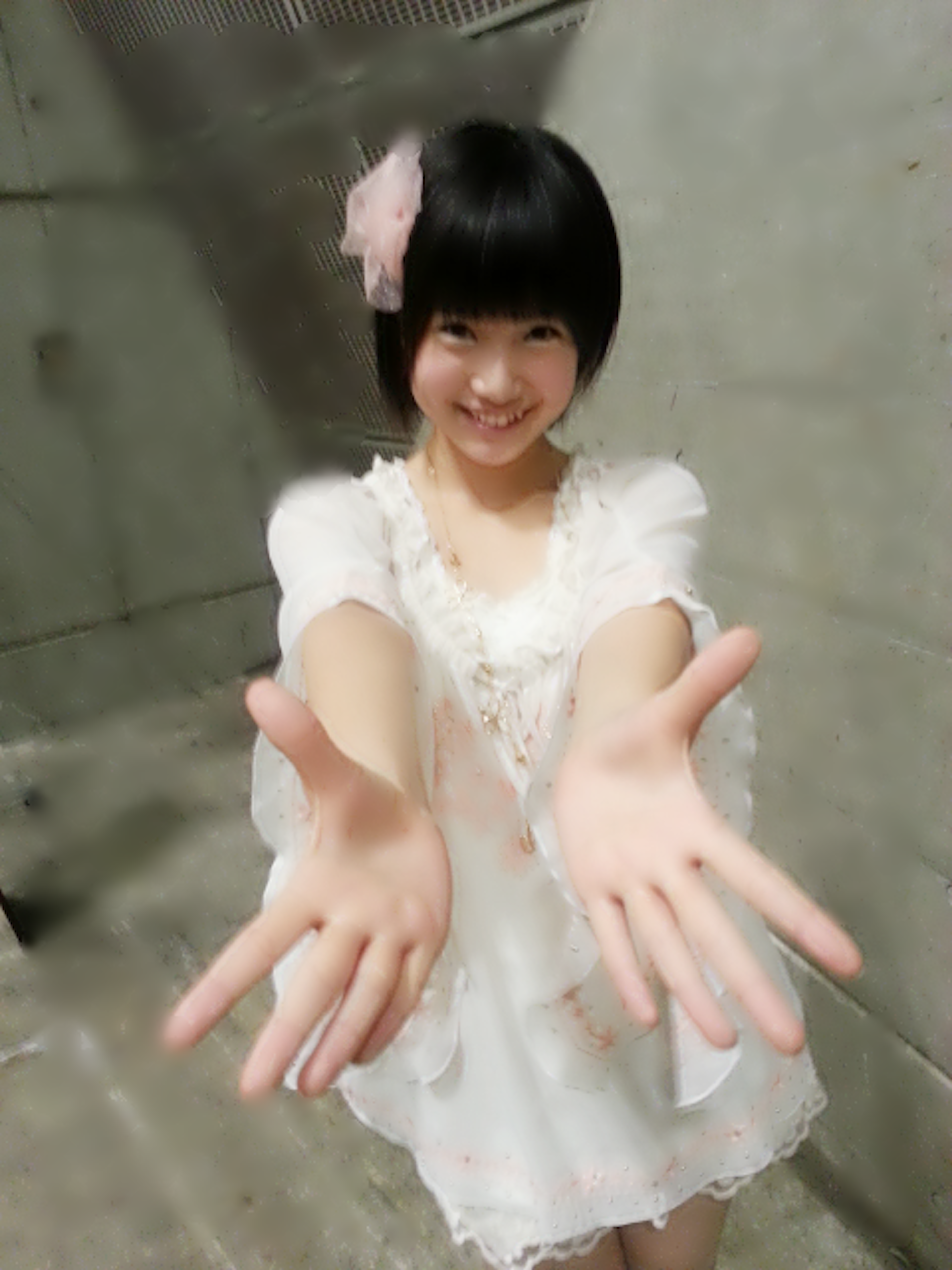 29033_573212759364966_2140878725_n