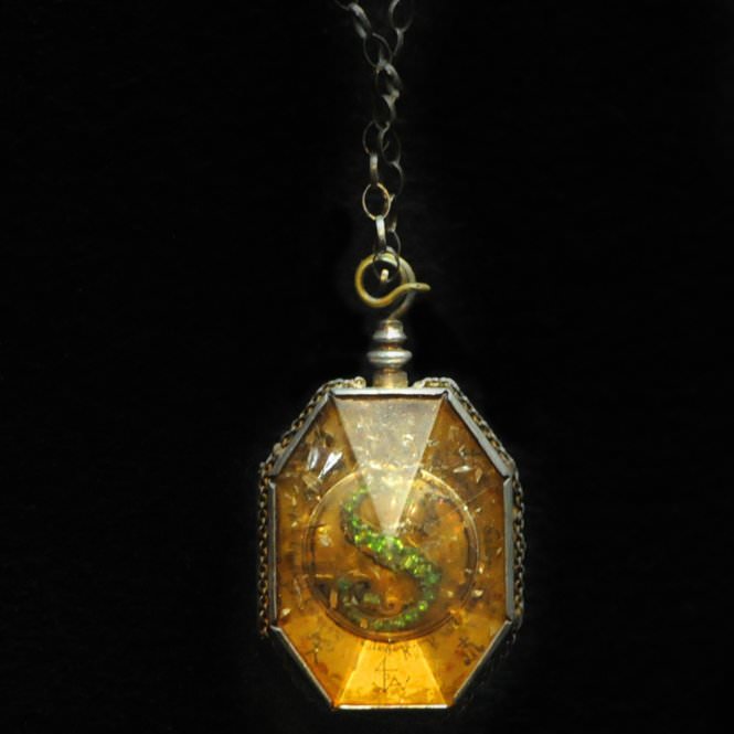 魔法アイテム | ハリー・ポッター | ワーナー・ブラザース公式サイト