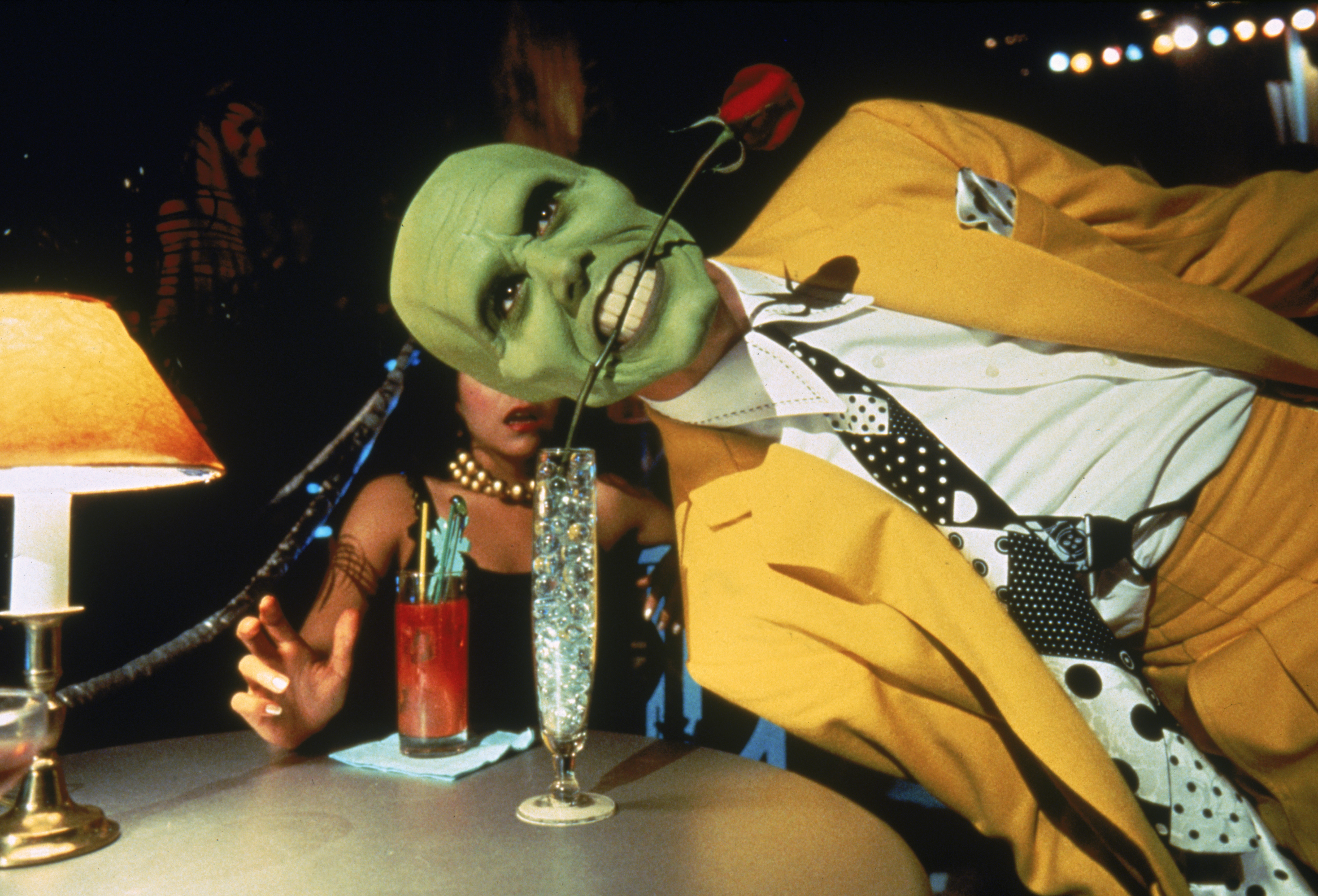 マスク | ワーナー・ブラザース公式サイト