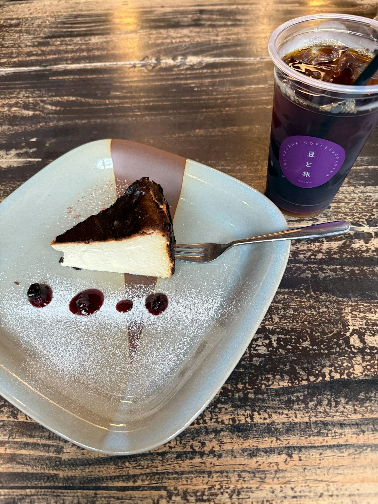 大阪府のカフェで提供されているスイーツ