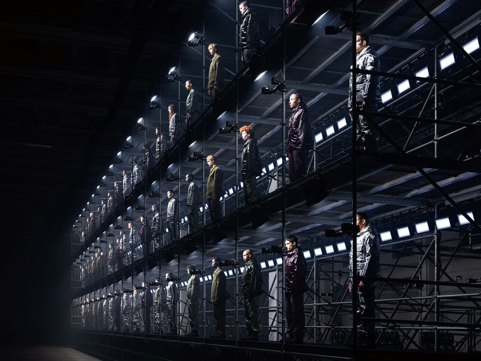 Stone Island：服を着る理由、ロゴをまとう意味。カルチャーを横断してきたブランドの軌跡