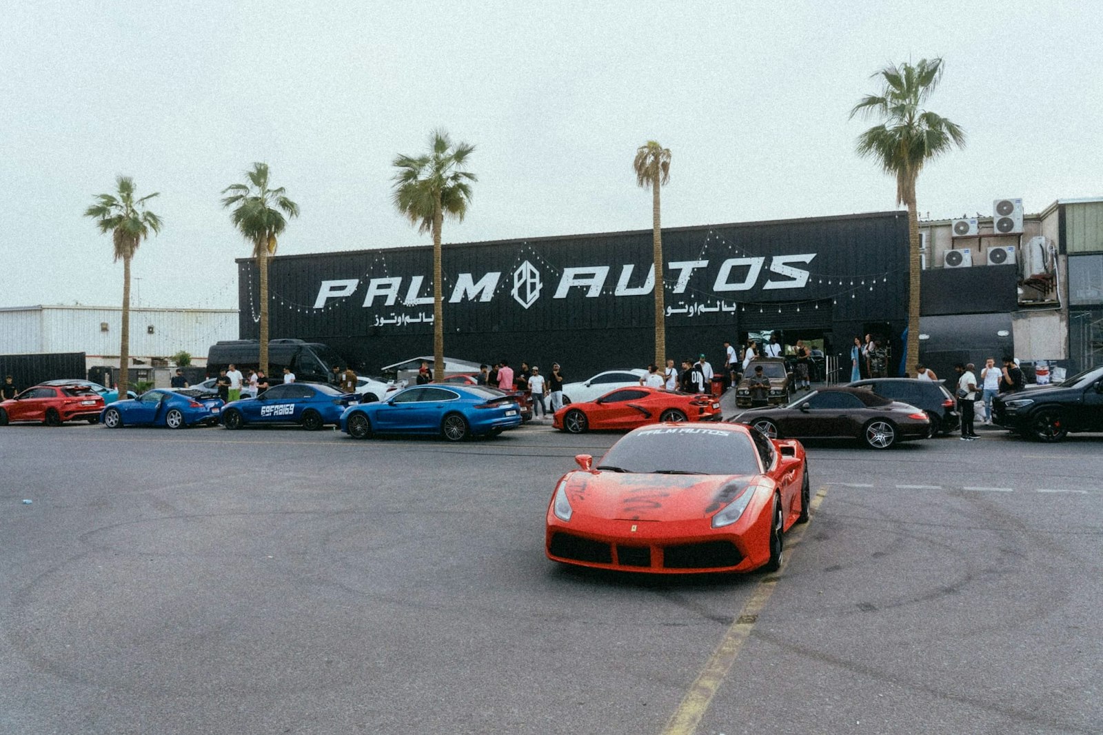 俺、金欠。ブガッティがまた必要だ：PALM AUTOS x FRNDZ STUDIO