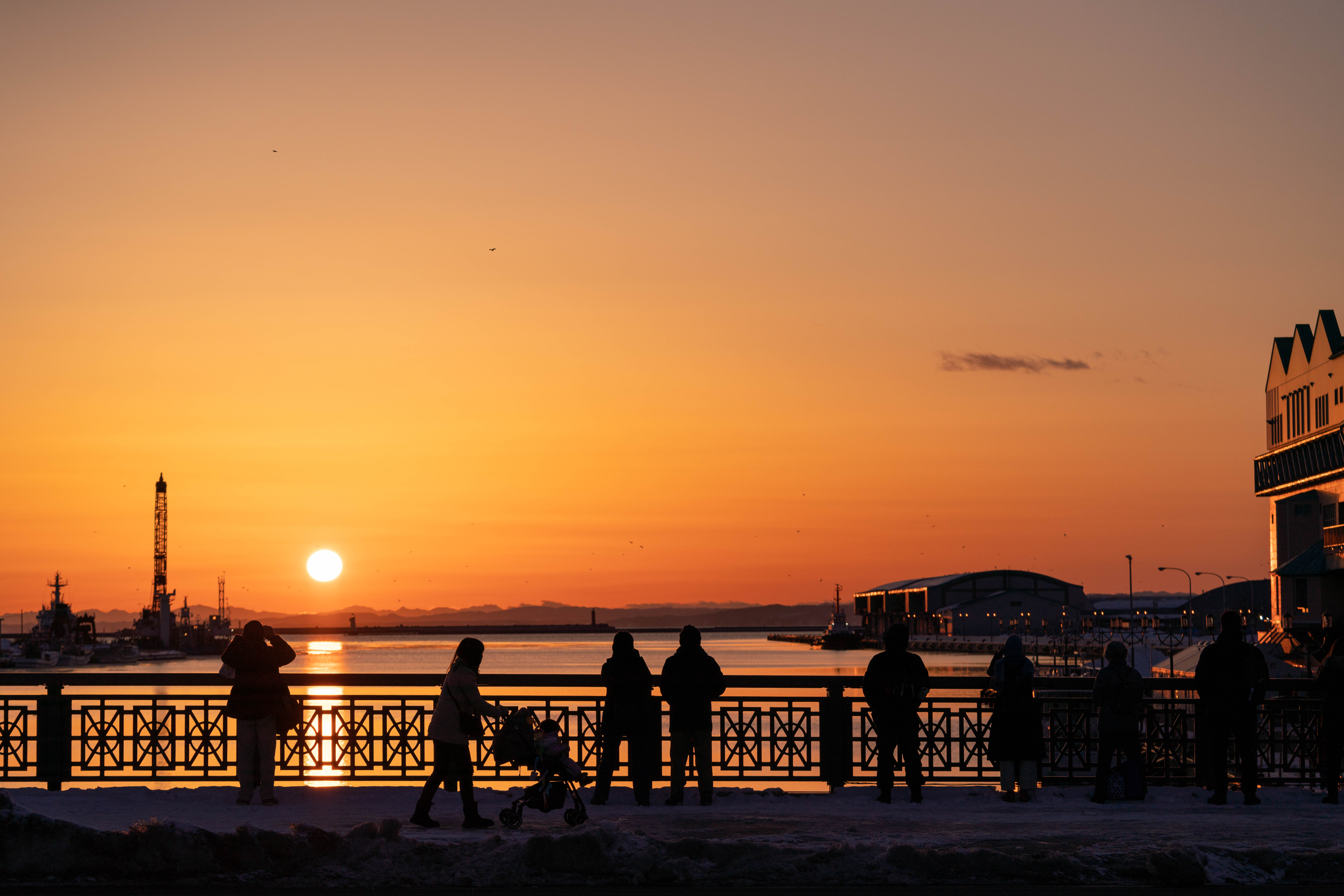 幣舞橋と夕日