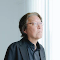 世良靖 プロフィール写真