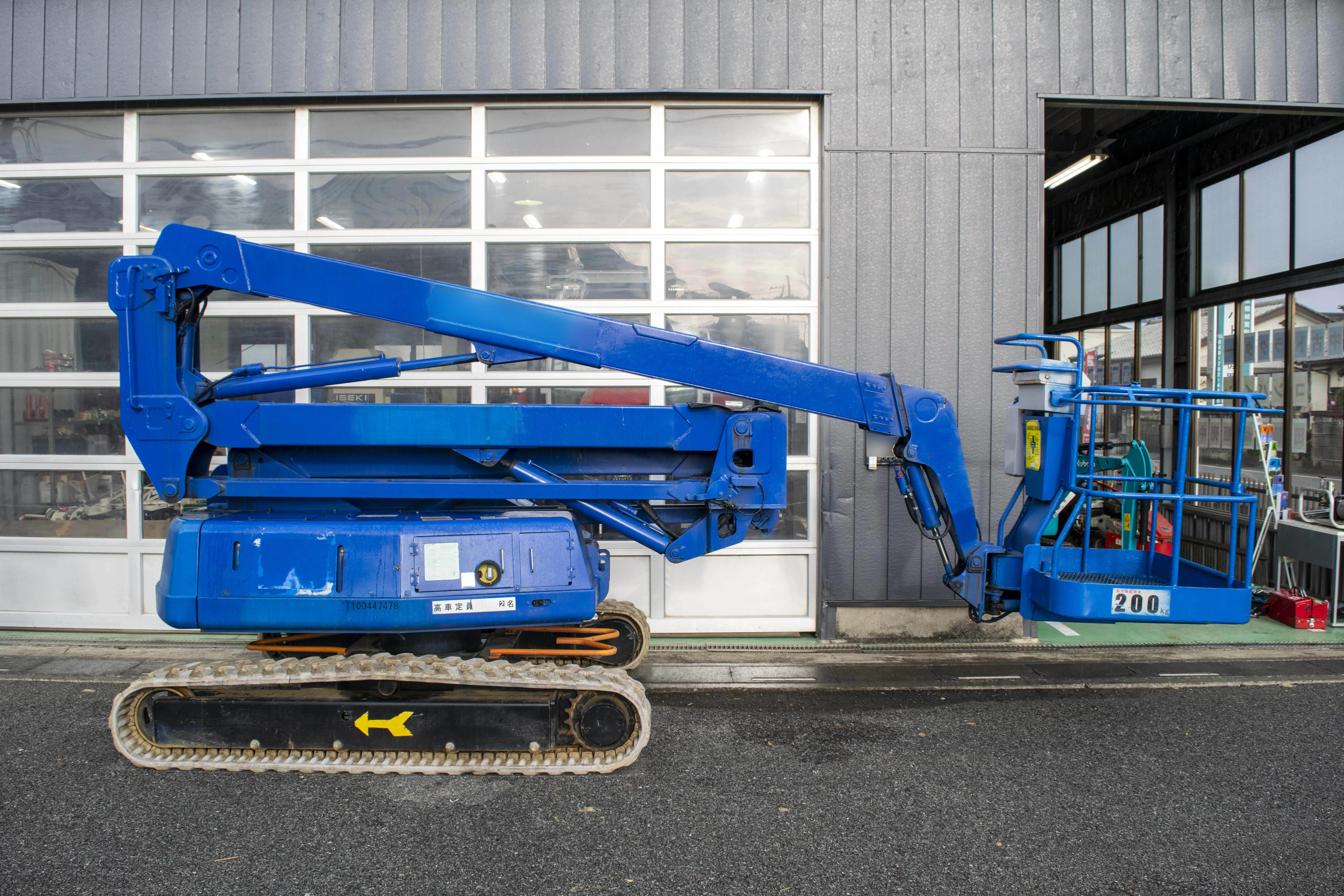 長野工業・高所作業車・NUL120-2の2枚目画像