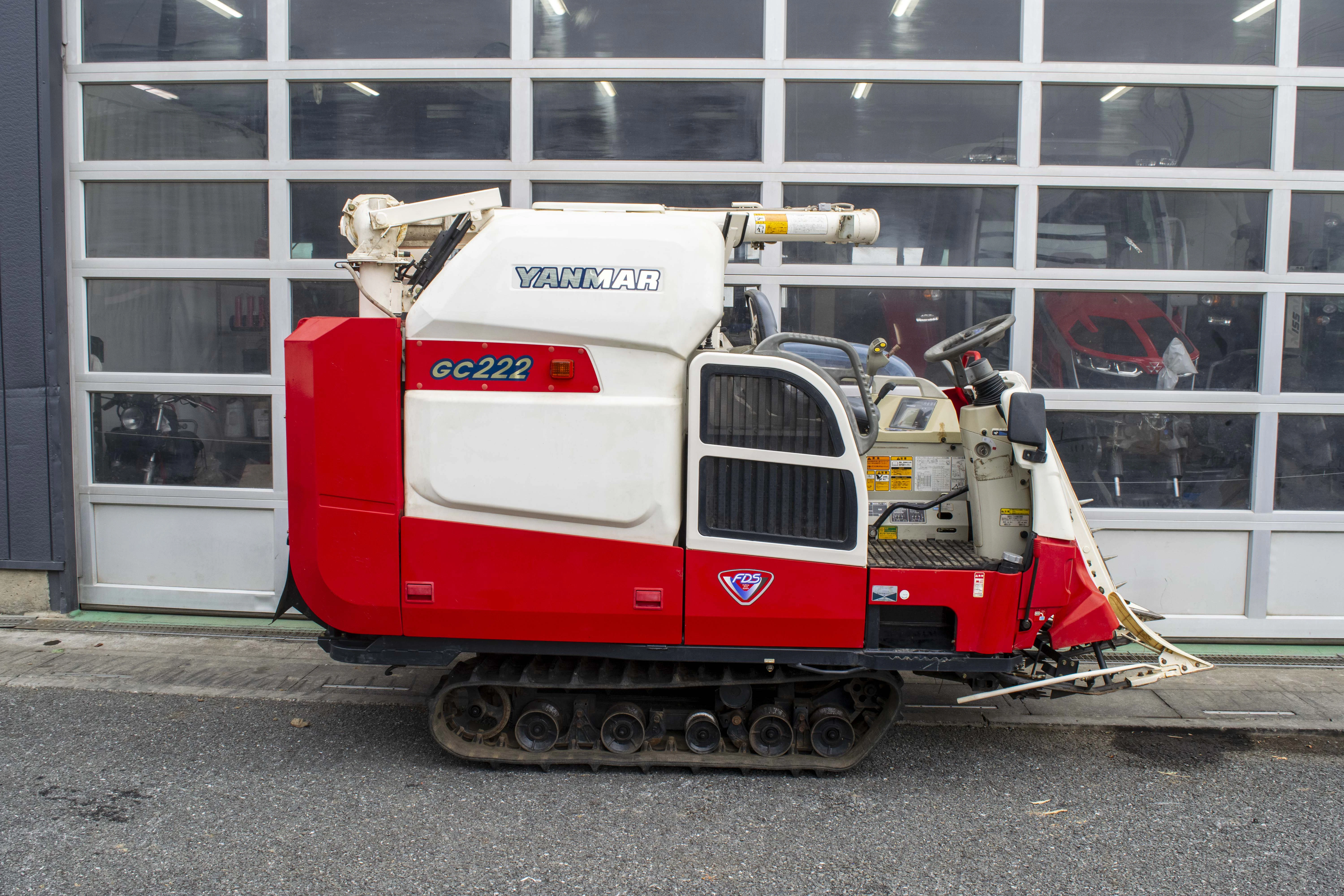 ヤンマー・コンバイン・GC222の2枚目画像