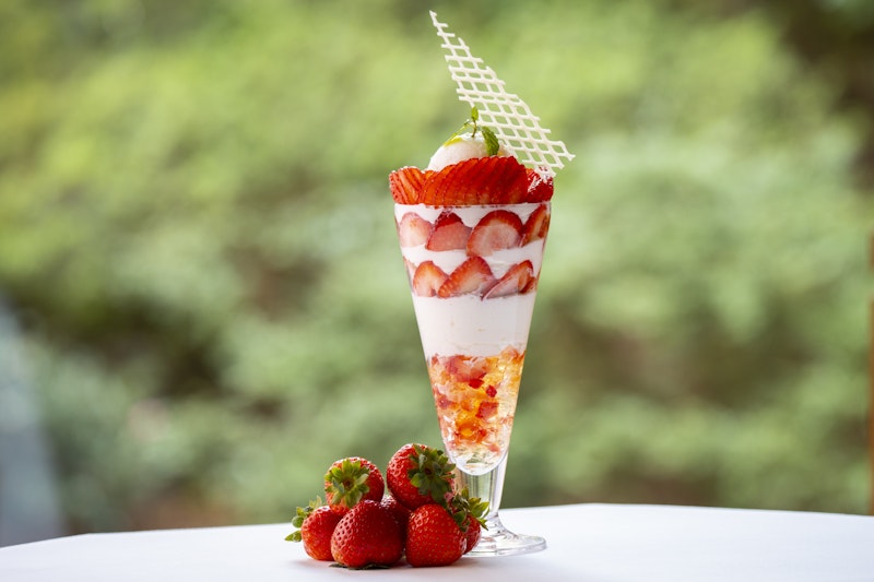 春のひとときを彩る ラグジュアリーホテルの贅沢パフェ