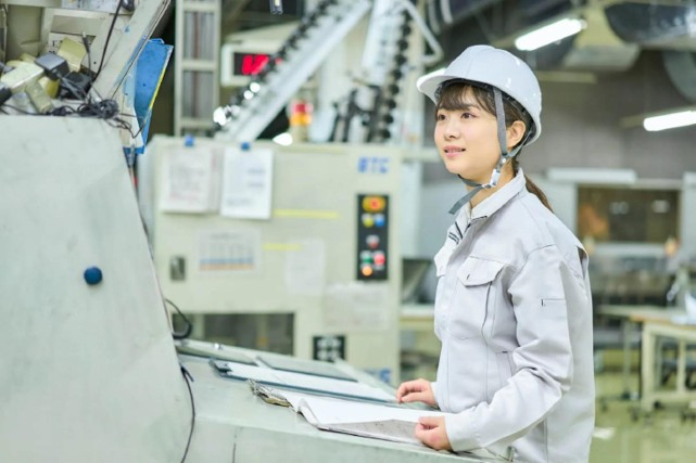 機械オペレーターとは？仕事内容や向いている人の特徴を解説