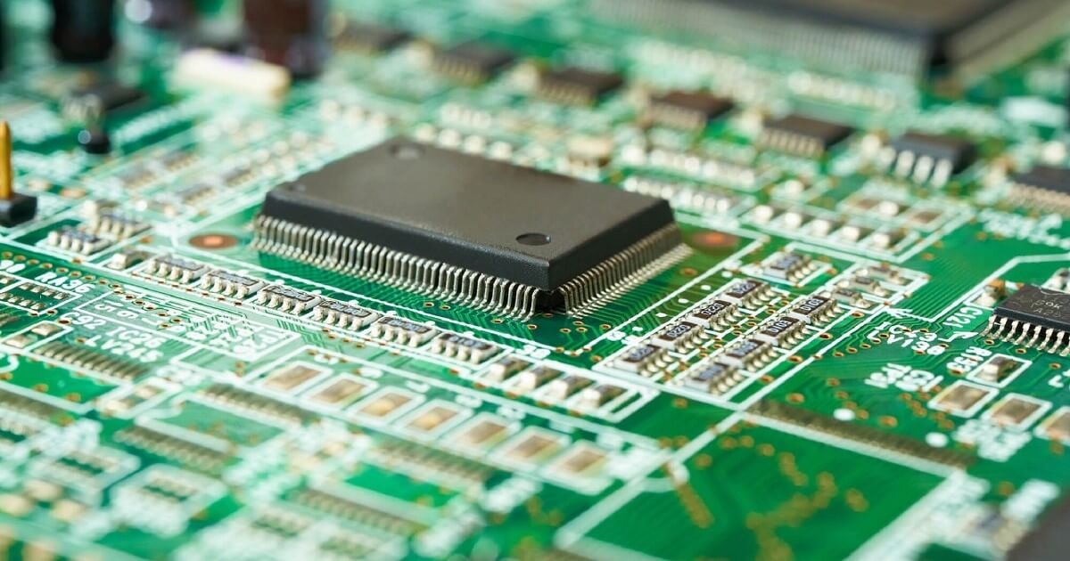 半導体の「前工程」「後工程」はどちらが難しい？それぞれの違いも