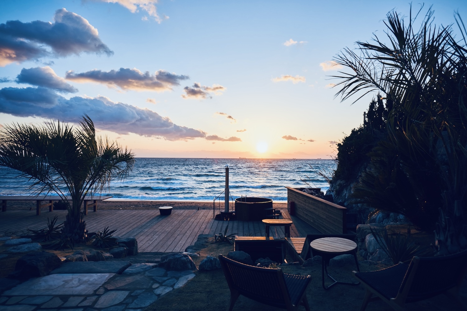 【千葉・鋸南町】 富士山・サンセットを眺めるプライベートサウナ 「ゆうみ Beach Sauna」オープン！