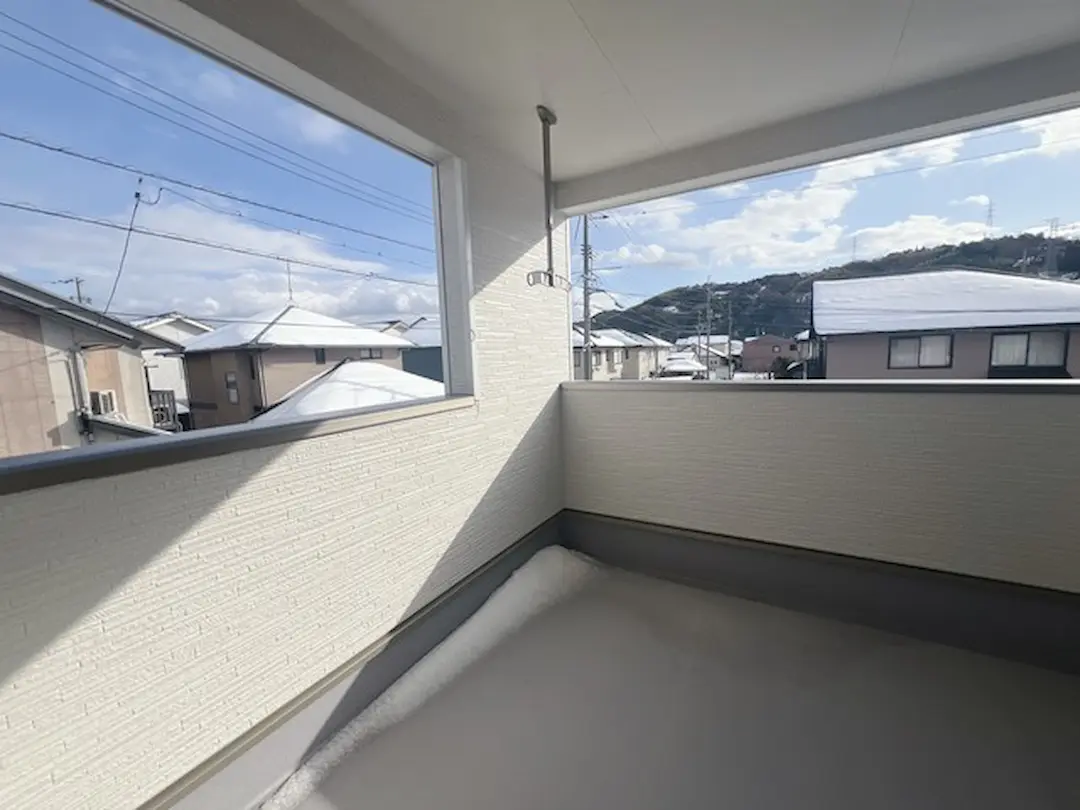 湯梨浜町田後　２階建