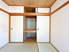 鳥取市雲山　2階建て