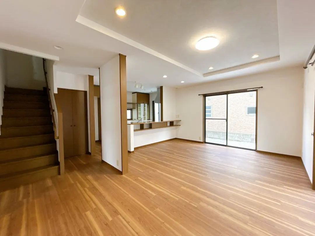 鳥取市美萩野　2階建て