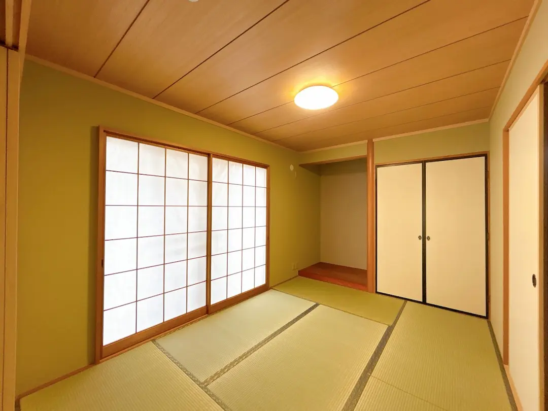 鳥取市美萩野　2階建て