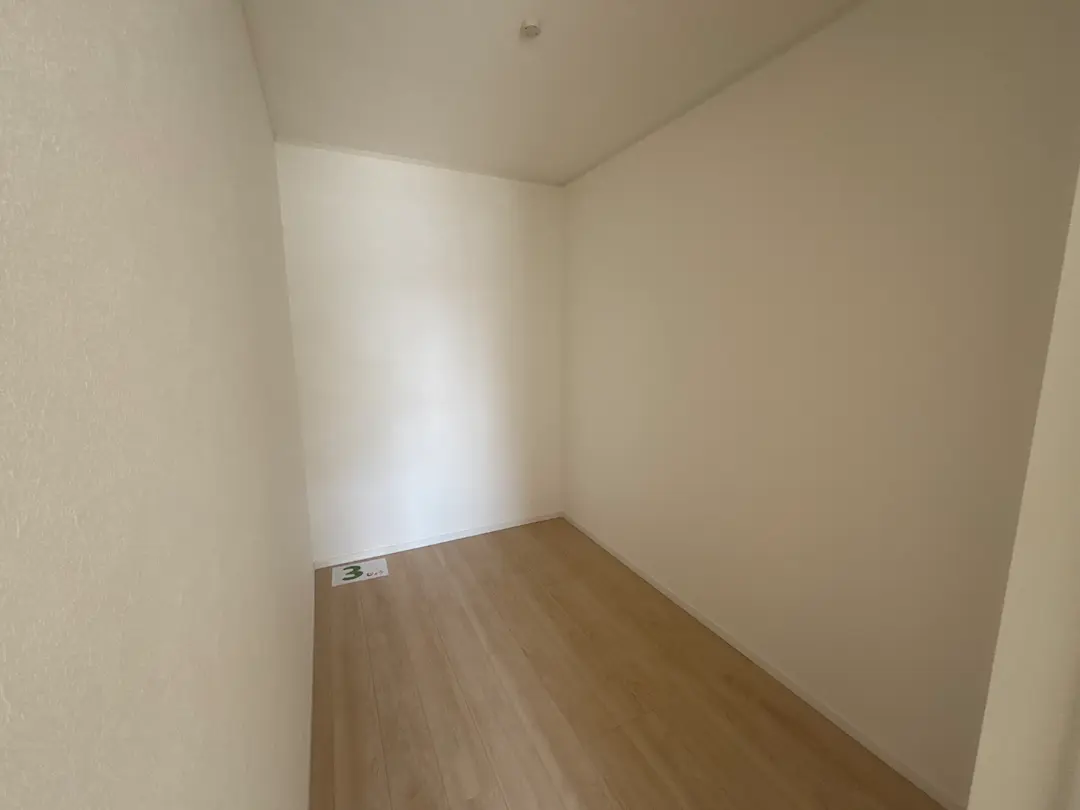 鳥取市興南町2号棟　２階建