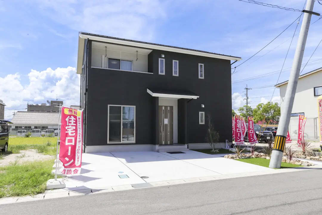 倉吉市福庭　２階建