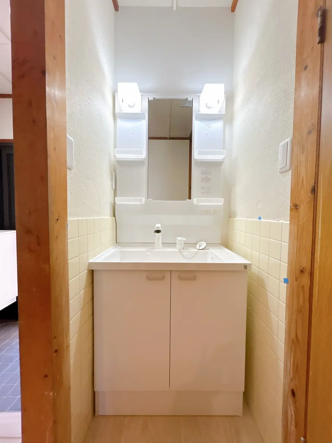 鳥取市滝山　2階建て