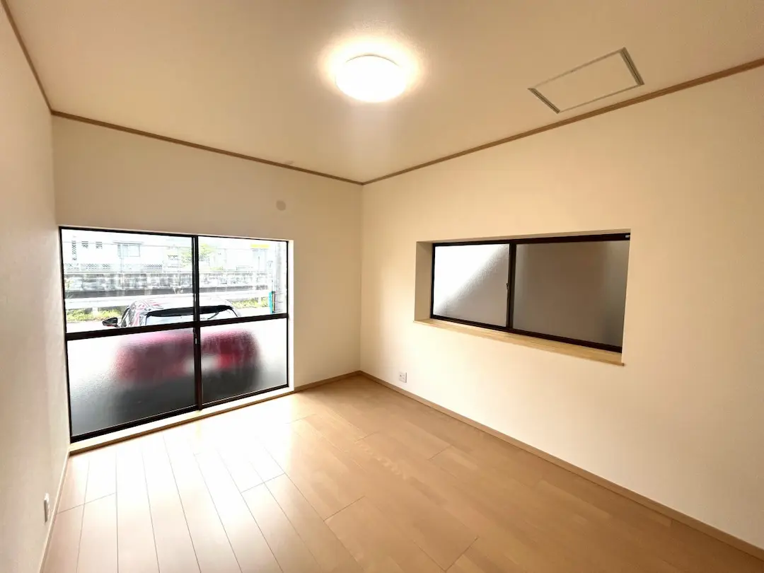 鳥取市南栄町　2階建て