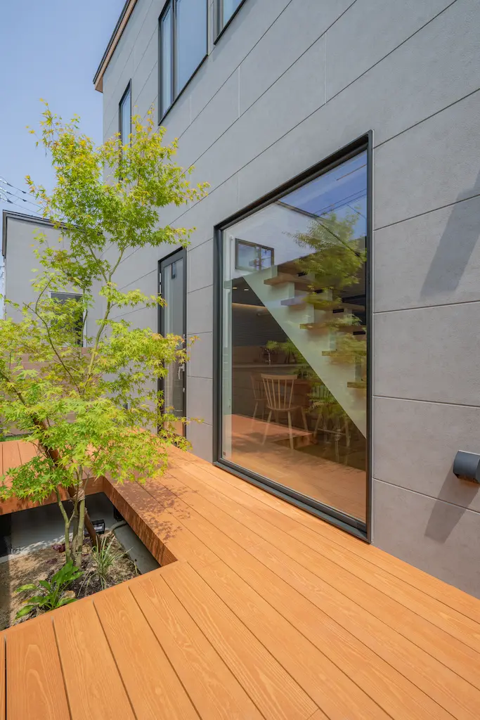 鳥取市安長　２階建