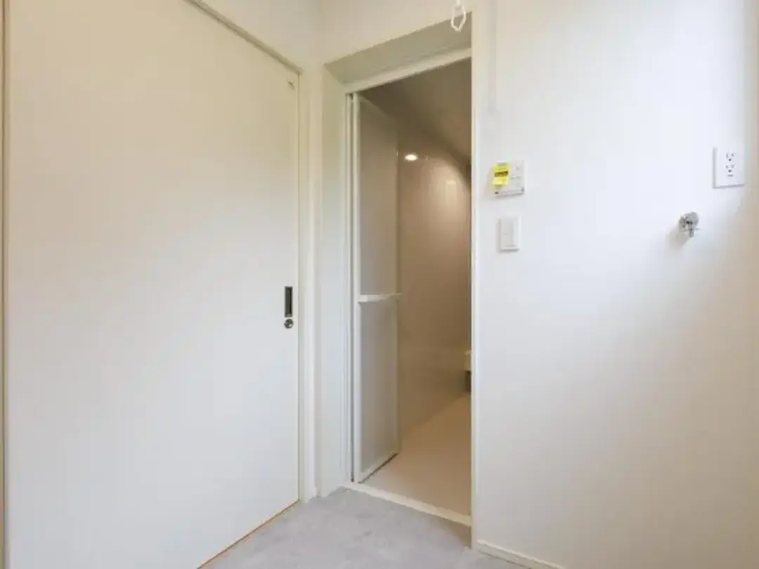鳥取市浜坂　2階建て