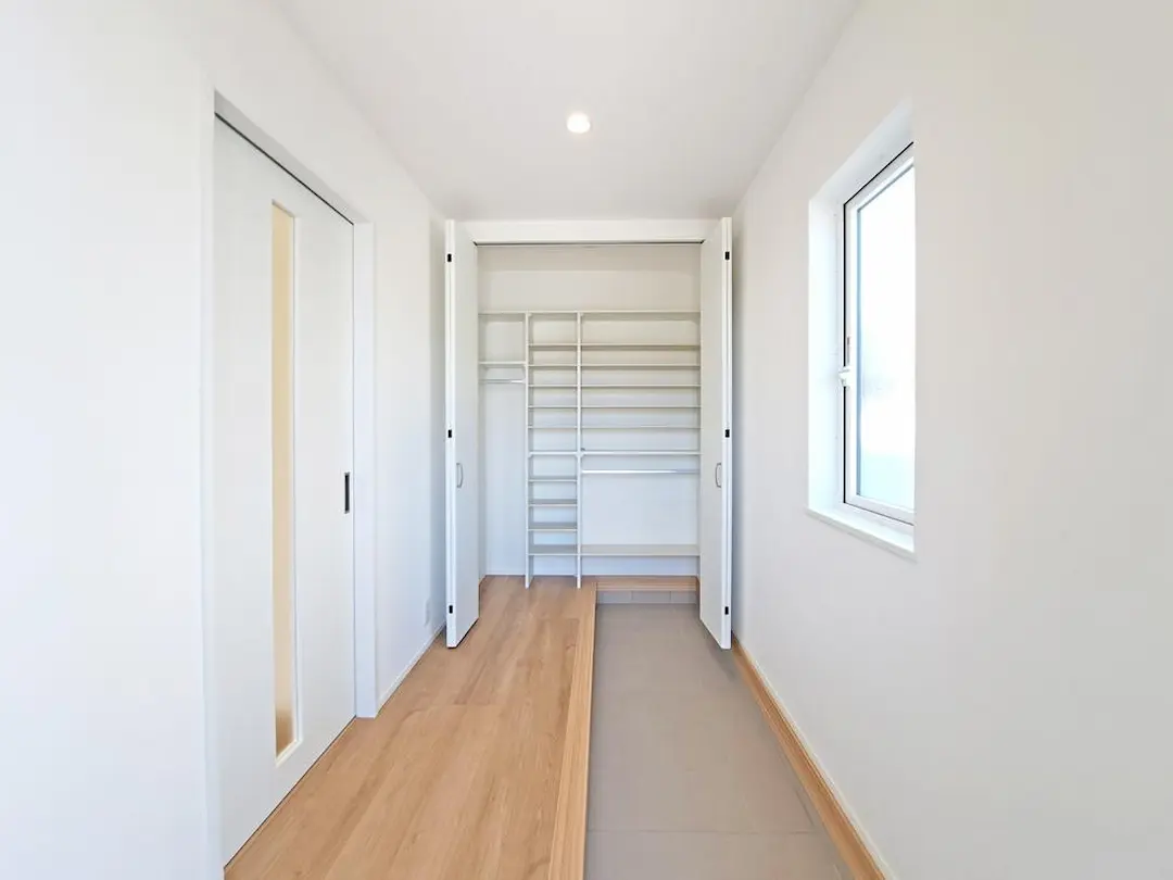 鳥取市卯垣　2階建て