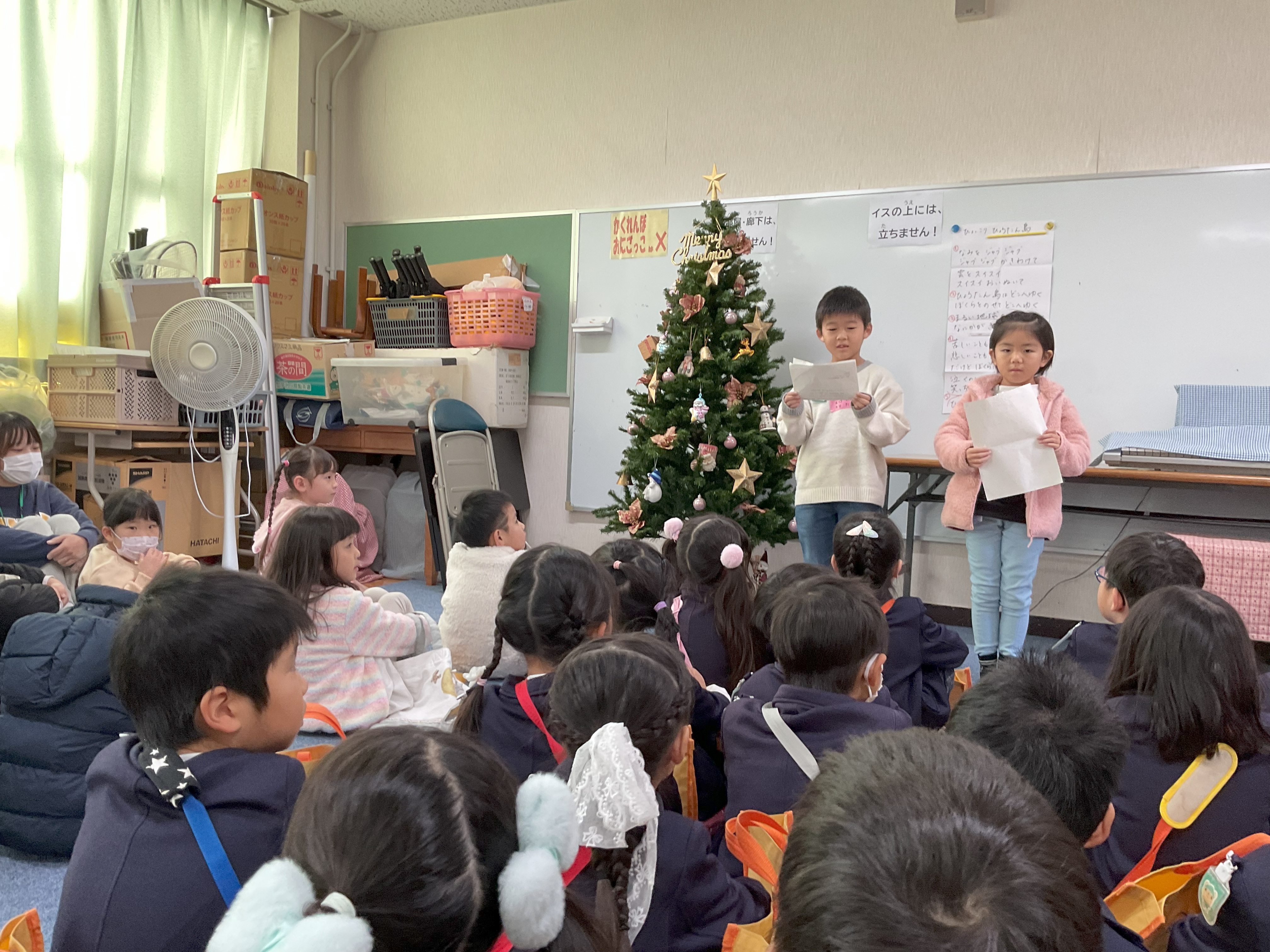 学区内の小学校へ年長組さんが交流会に行きました