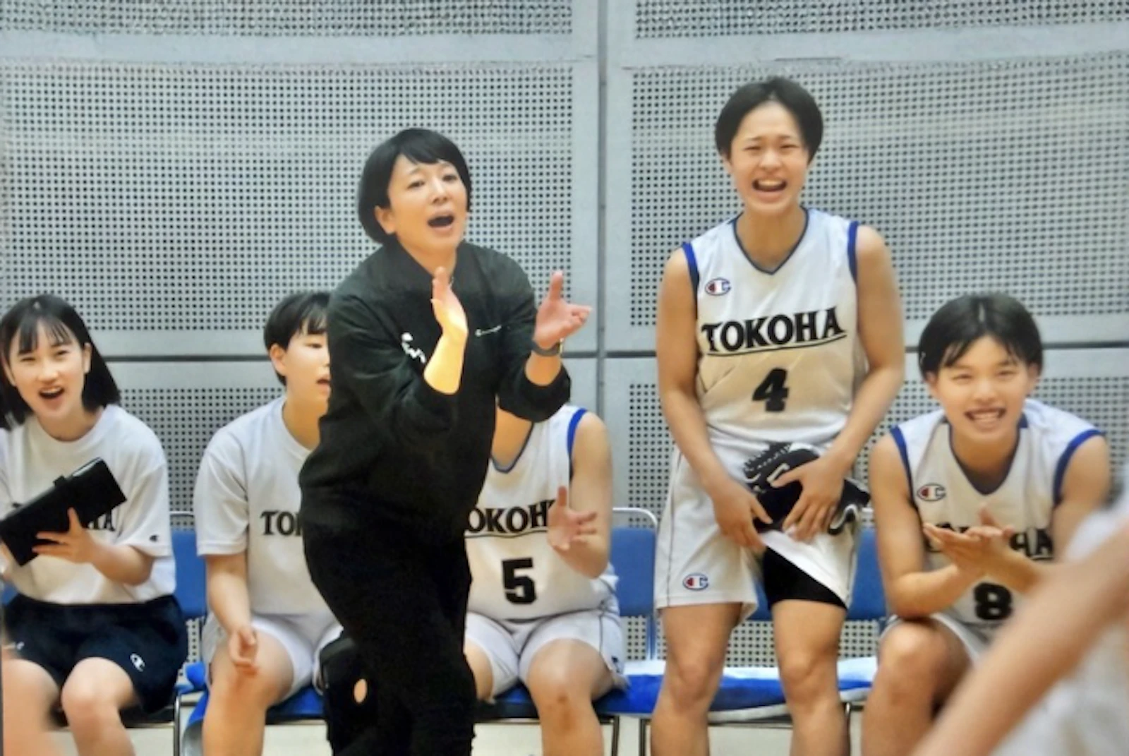 恐れを超えて、互いに学びあうチームへの転換。静岡県の高等学校でチーム・ビルディング研修を実施しました
