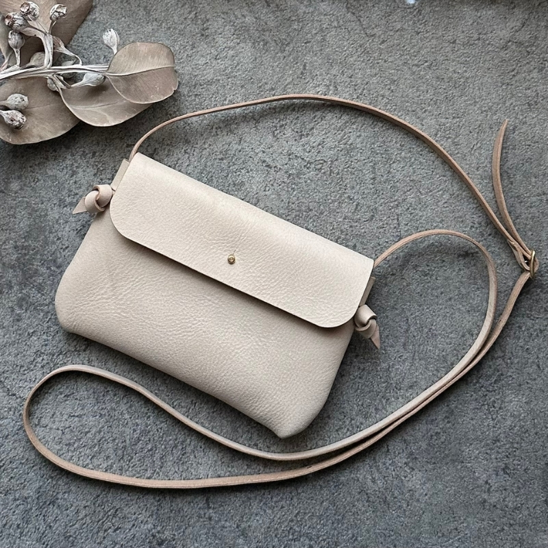 バッグ・財布の通販 | iichi 日々の暮らしを心地よくするハンドメイド