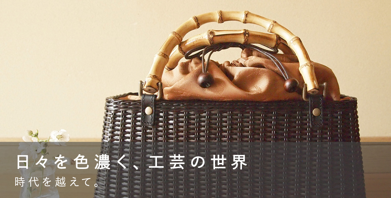 希少 1点物♦️ハンドメイド 縁起の良い 木彫り♦️置物 インテリアとして♦️送料込 HIGHAWK鳥 バード 木製 飾り 玄関先 置物 動物 かわいい 木彫り